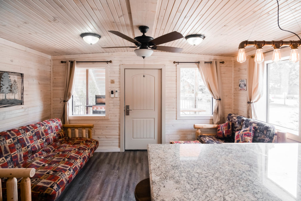 The Art of Selling Your Two-Bedroom Cabin:  A Guide to Captivating Customers