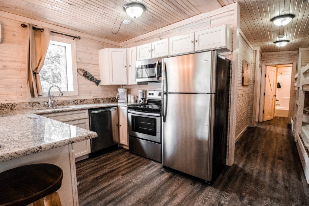 Suite 2-bedroom cabin kitchen